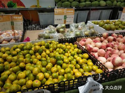 果果不凡超級(jí)果品批發(fā)行(青劍湖店)